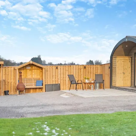 Woody Semesterbostad *